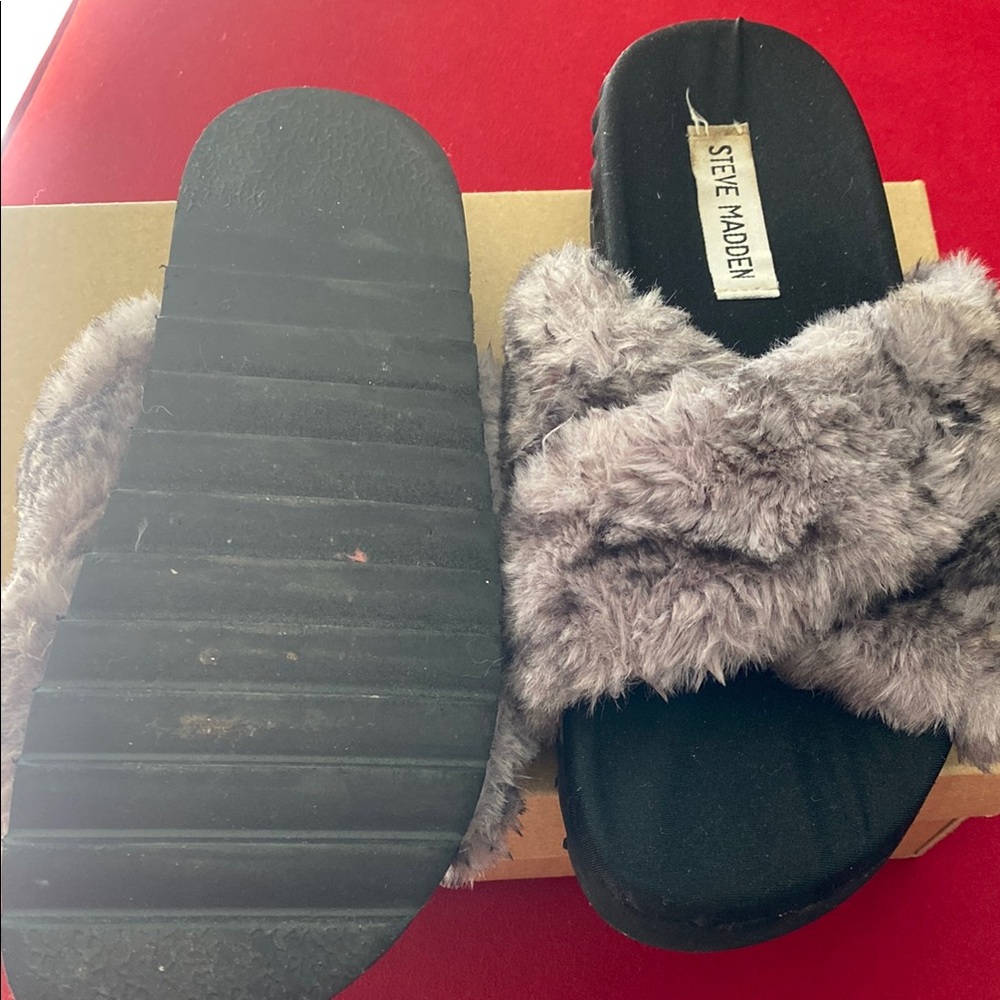 Steve Madden Women's Black and Gray Fur Slippers - Picture 2 of 6